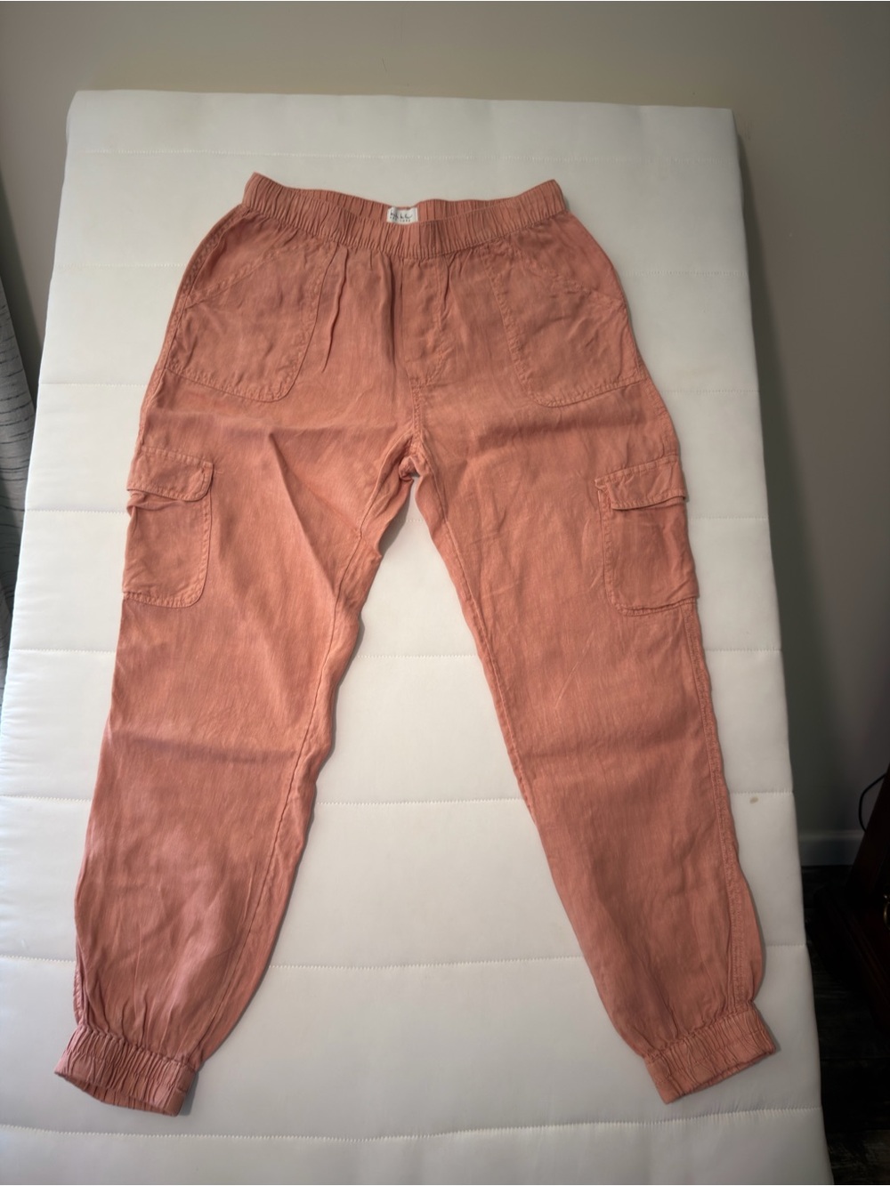 Nicole Miller 100% linen Light Coral Cargo Joggers size M